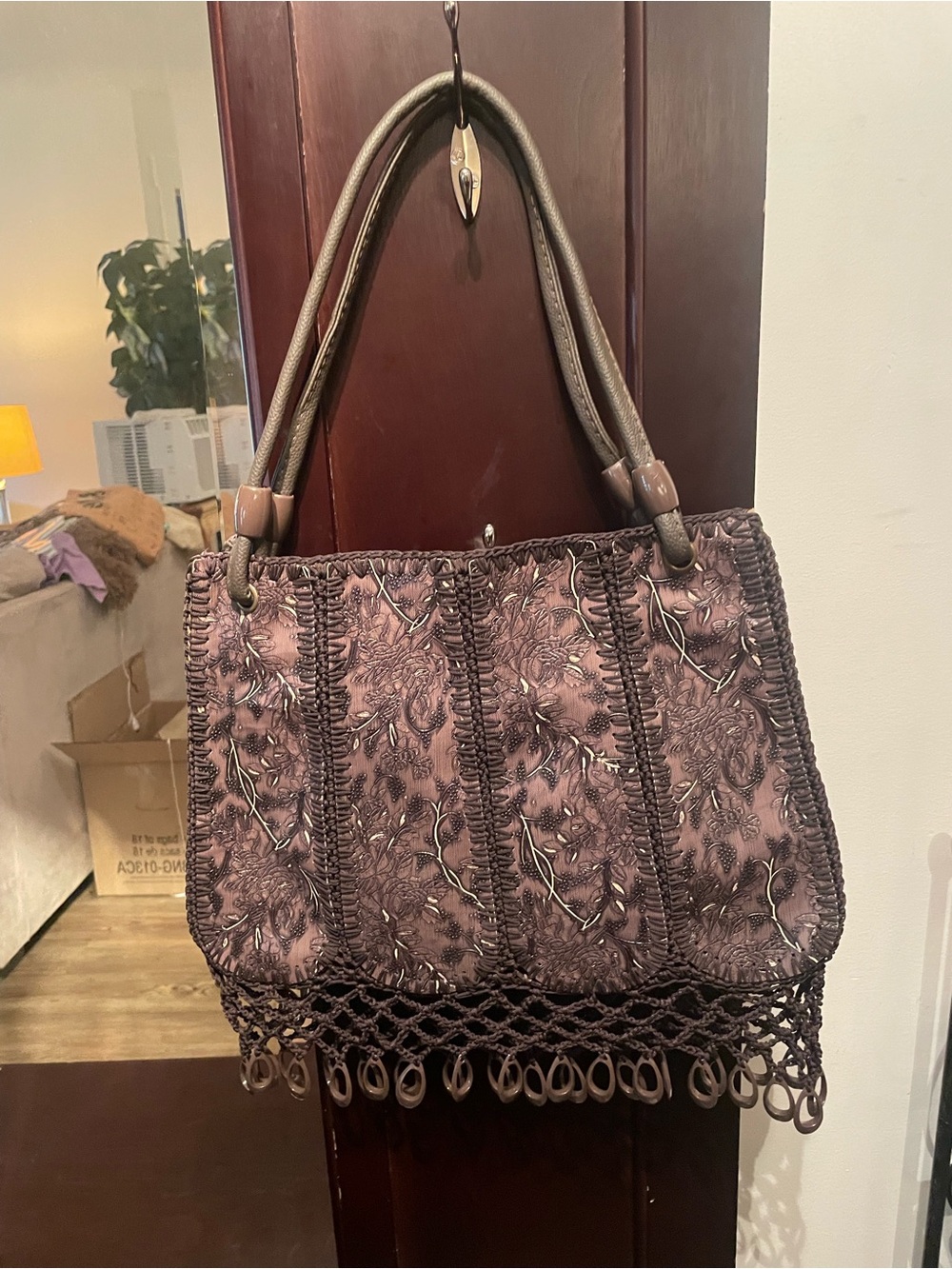 Woven Floral Accent Tote Bag in Mauve